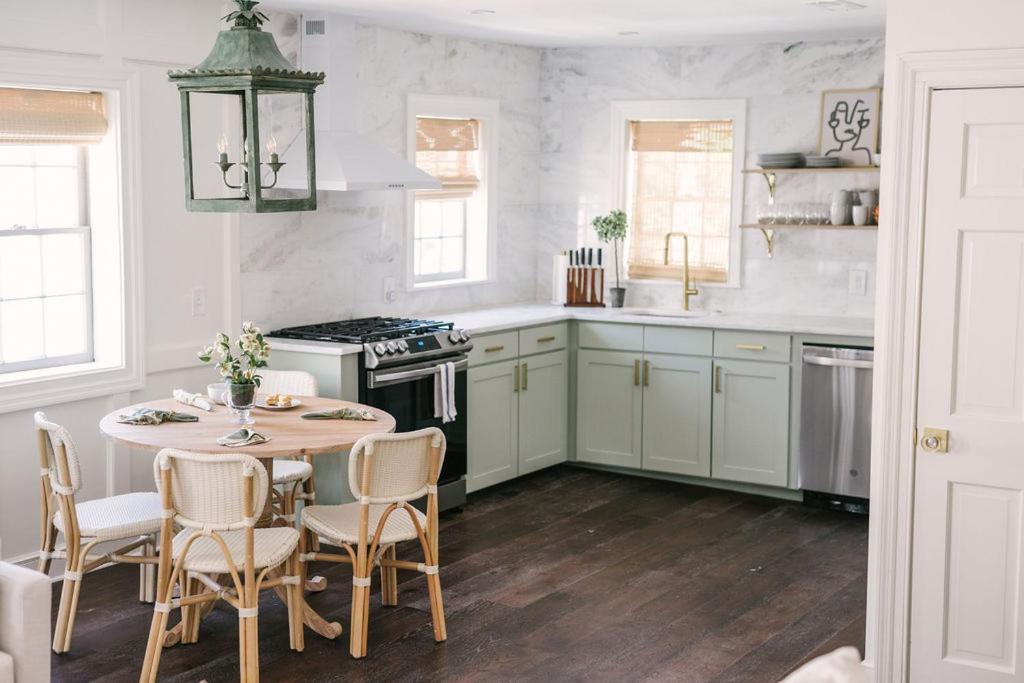 Guesthouse Charleston East 42 D Экстерьер фото