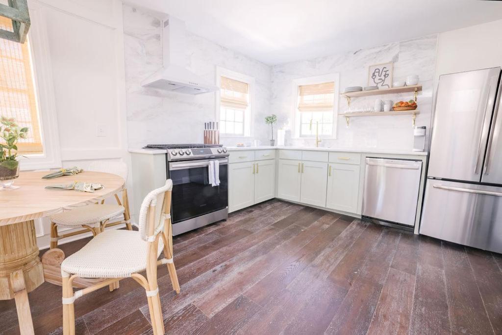 Guesthouse Charleston East 42 D Экстерьер фото